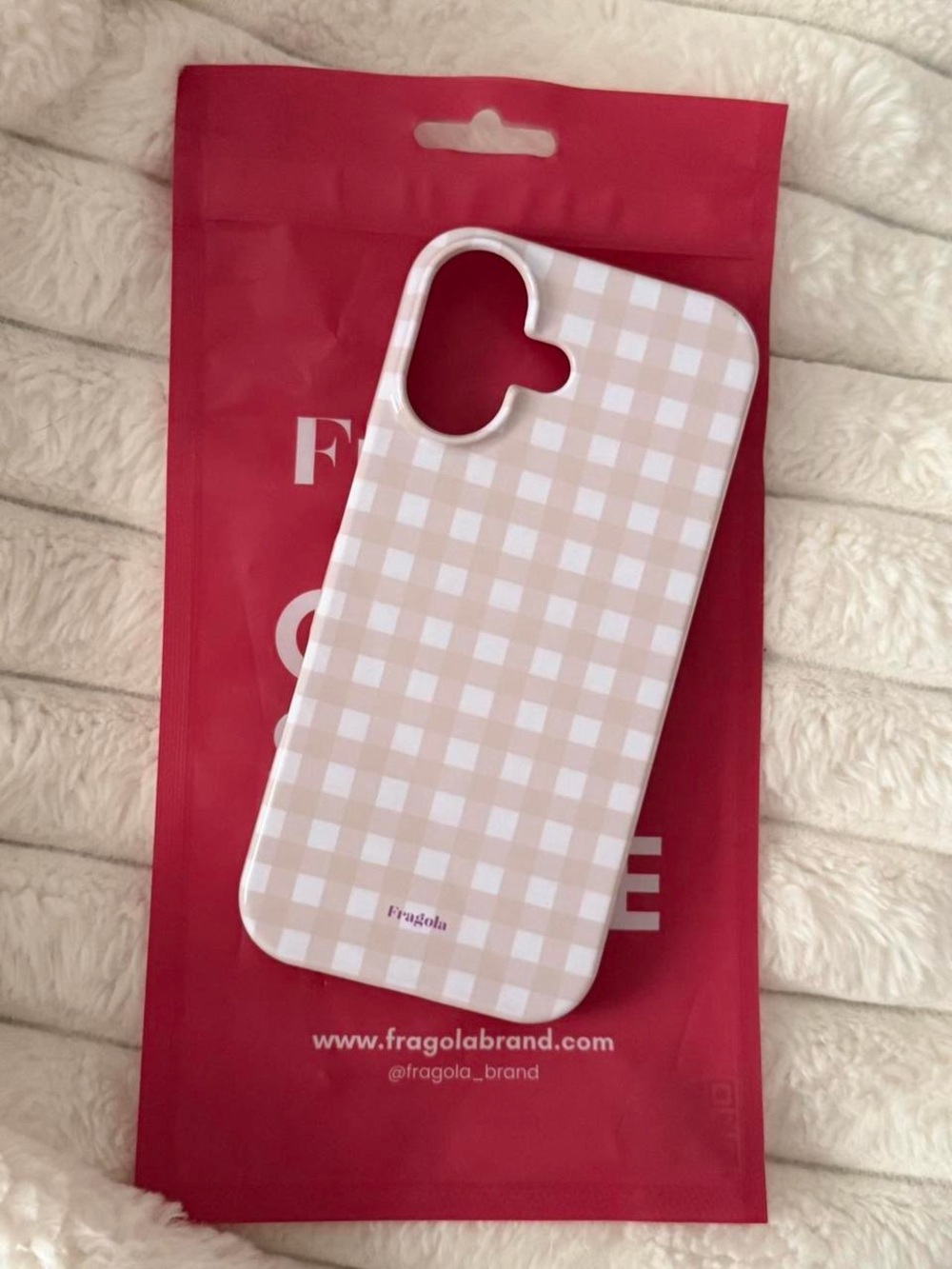 Cream Puff iPhone 17 case